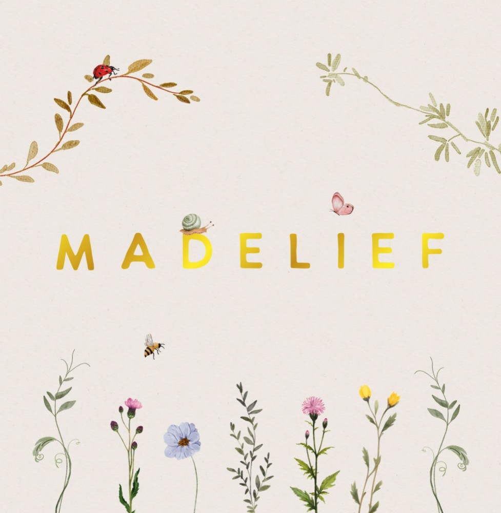Geboortekaartje Madelief - lente meisje met stoffen bloemen en goudfolie